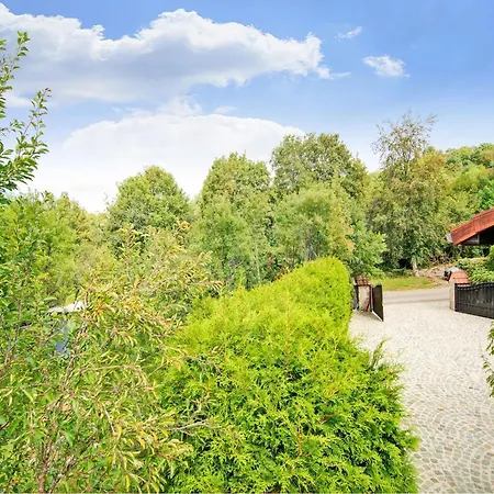 Charming Near Forests, Cleaning Included *