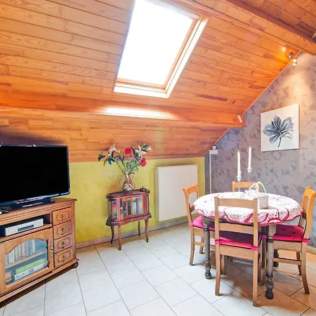 Charming Near Forests, Cleaning Included