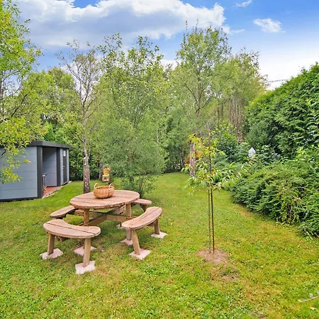 Charming Near Forests, Cleaning Included Apartment *